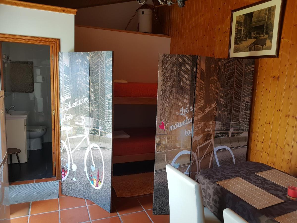 Отель Casa Do Adro Виана-ду-Каштелу Экстерьер фото