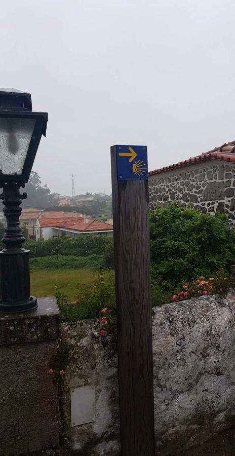 Отель Casa Do Adro Виана-ду-Каштелу Экстерьер фото