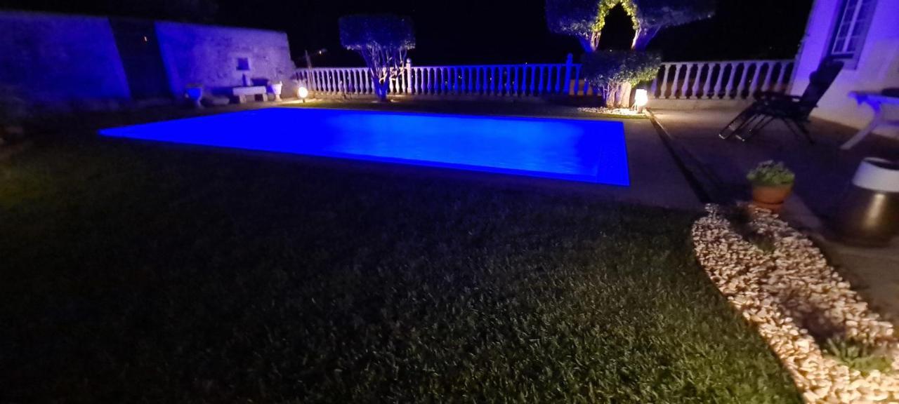 Отель Casa Do Adro Виана-ду-Каштелу Экстерьер фото