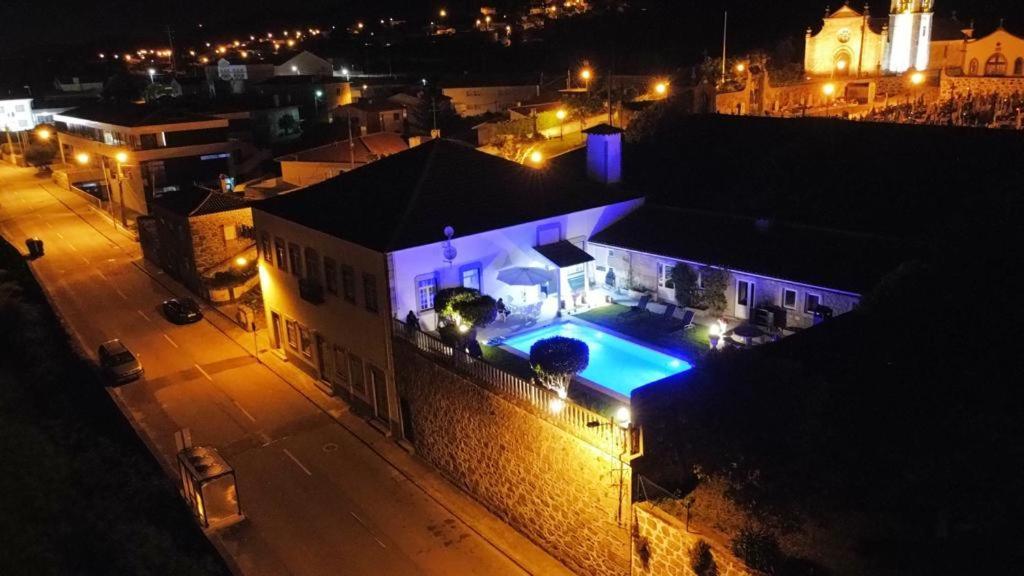 Отель Casa Do Adro Виана-ду-Каштелу Экстерьер фото